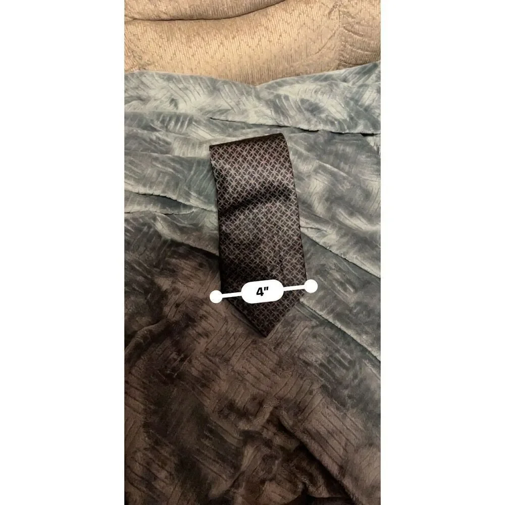 Stafford Black Geometric Pattern Silk Tie